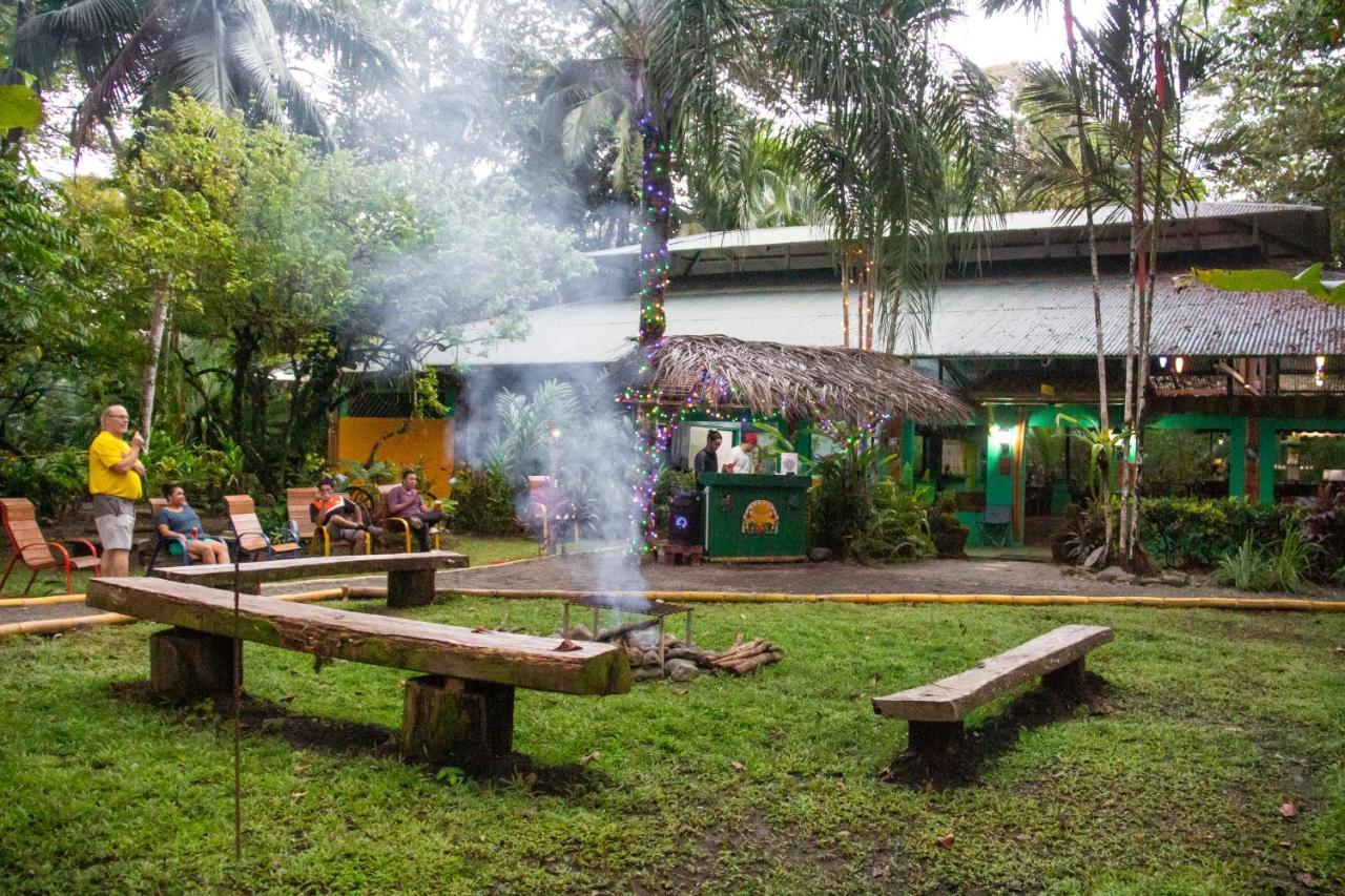 La Palapa Hut Nature Hostel Puerto Jimenez Exterior photo